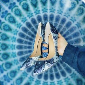 Bling money heels 👠 💰✨